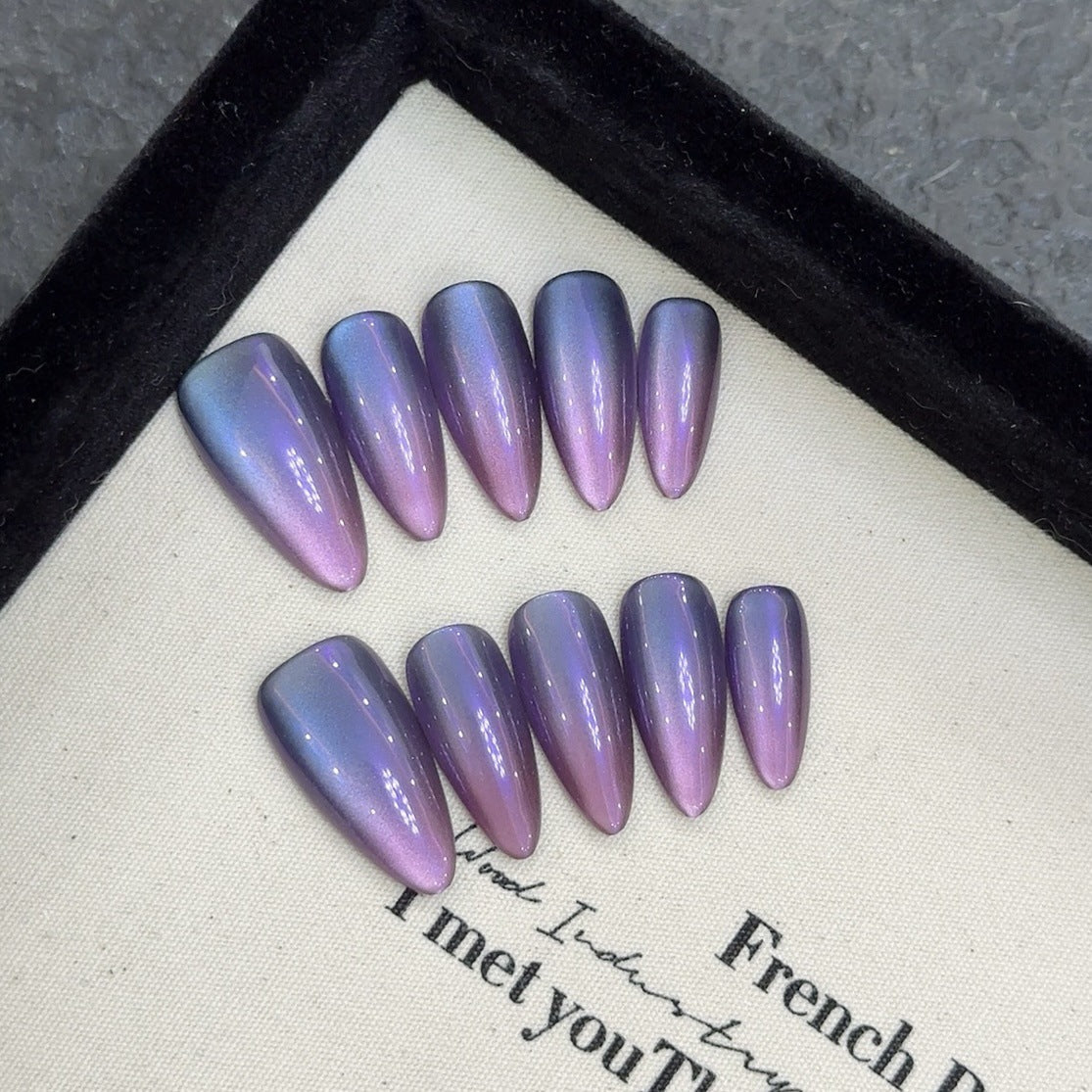 Le Clou Twilight Chrome Nails