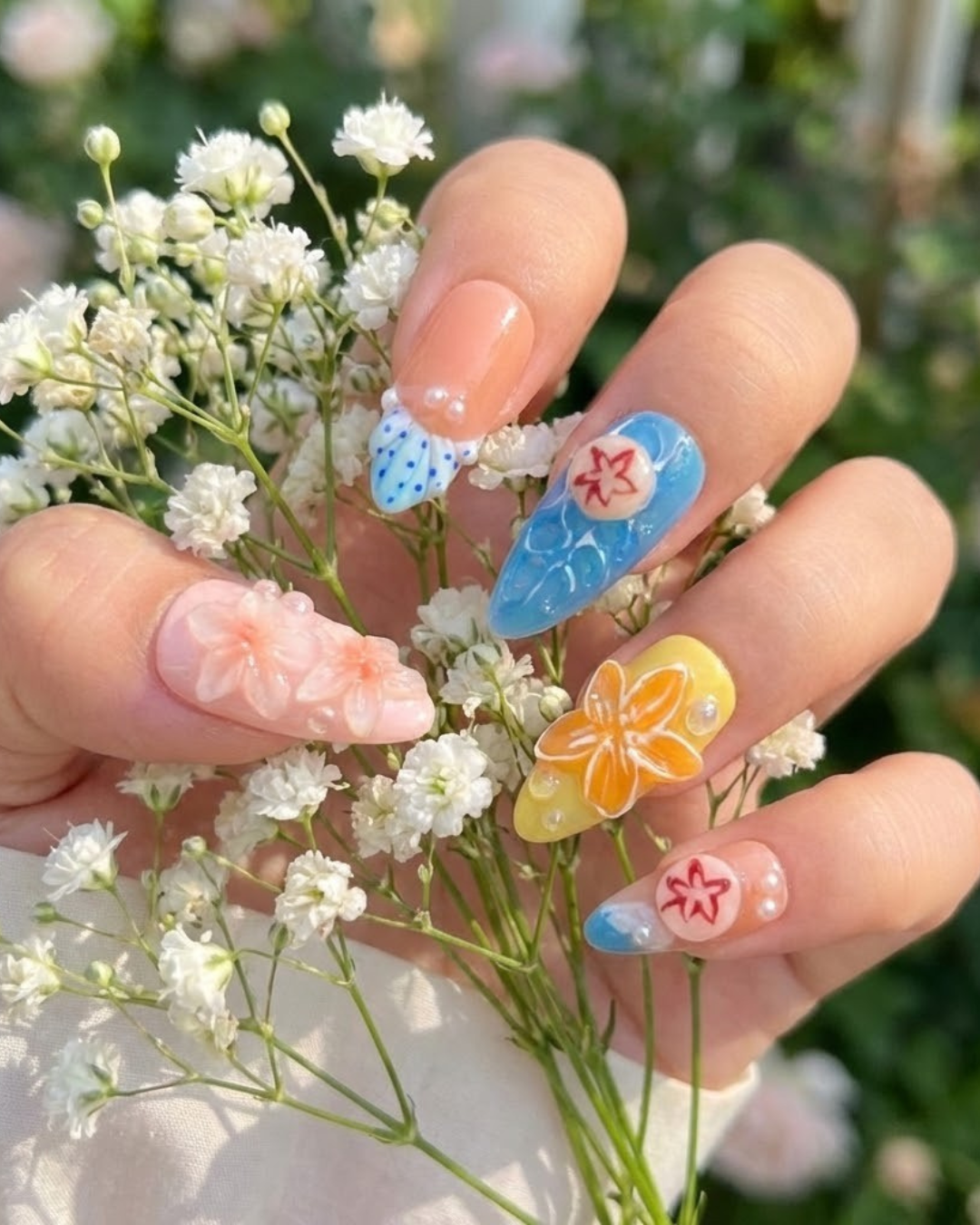 Le Clou Island Bloom Nails - Le Clou