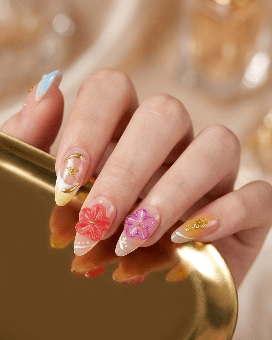 Le Clou Tropic Shell Nails - Le Clou