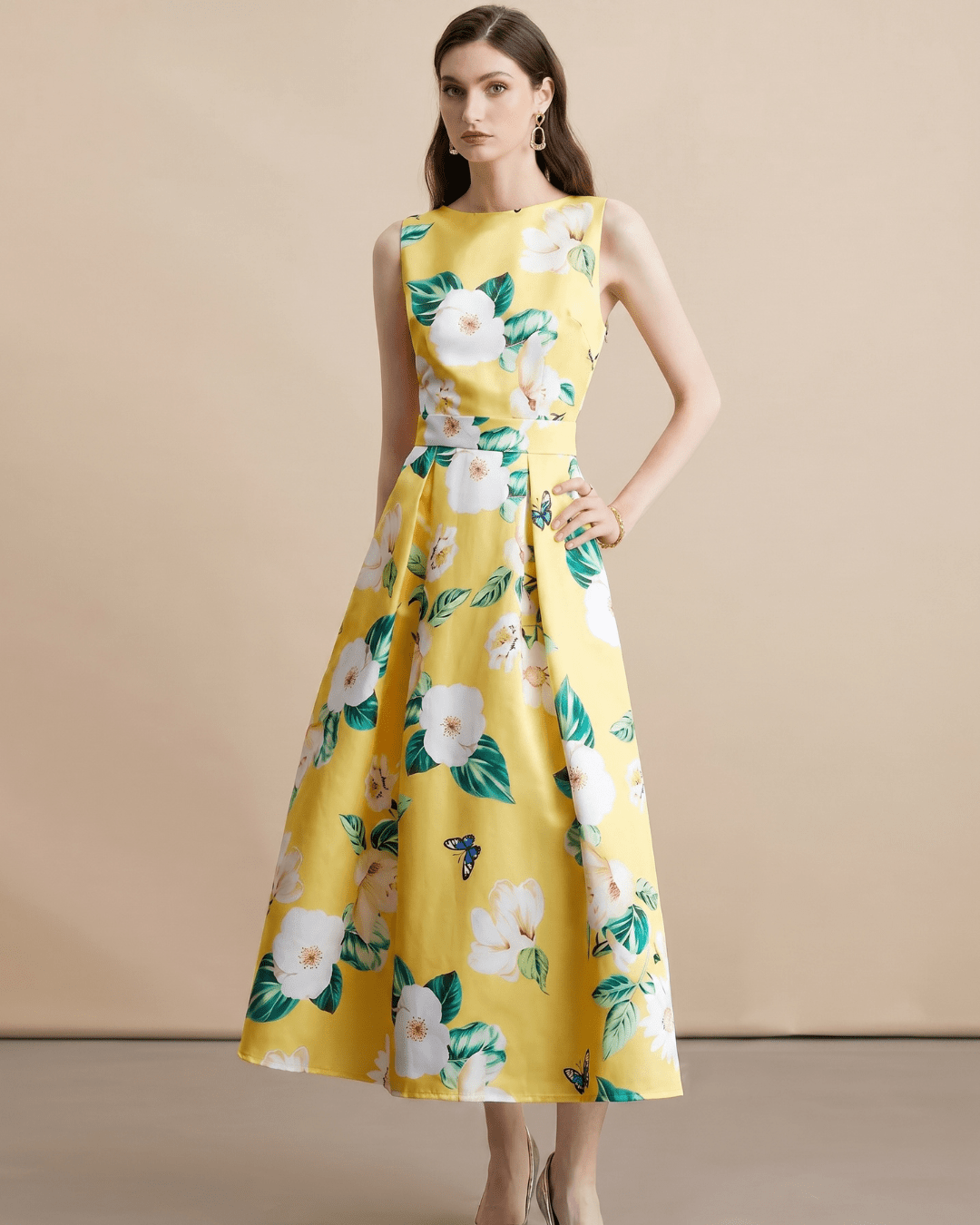 Women’s Floral Waist-Defining Maxi Dress - Lace Drop