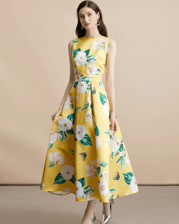 Women’s Floral Waist-Defining Maxi Dress - Lace Drop
