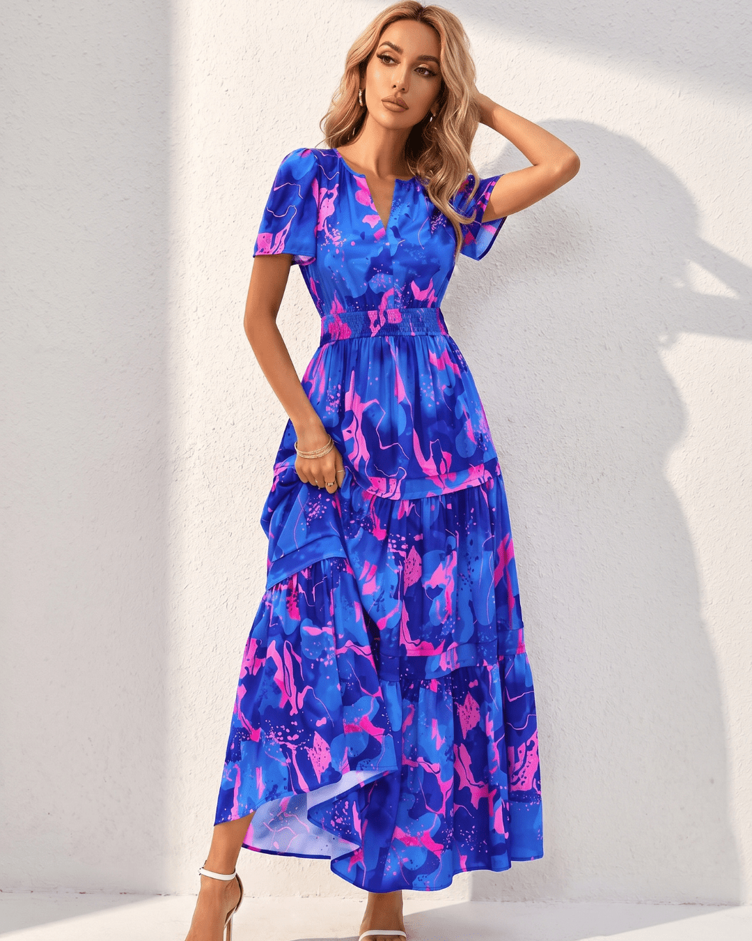 Women’s Retro Floral V-Neck Maxi Dress - Lace Drop