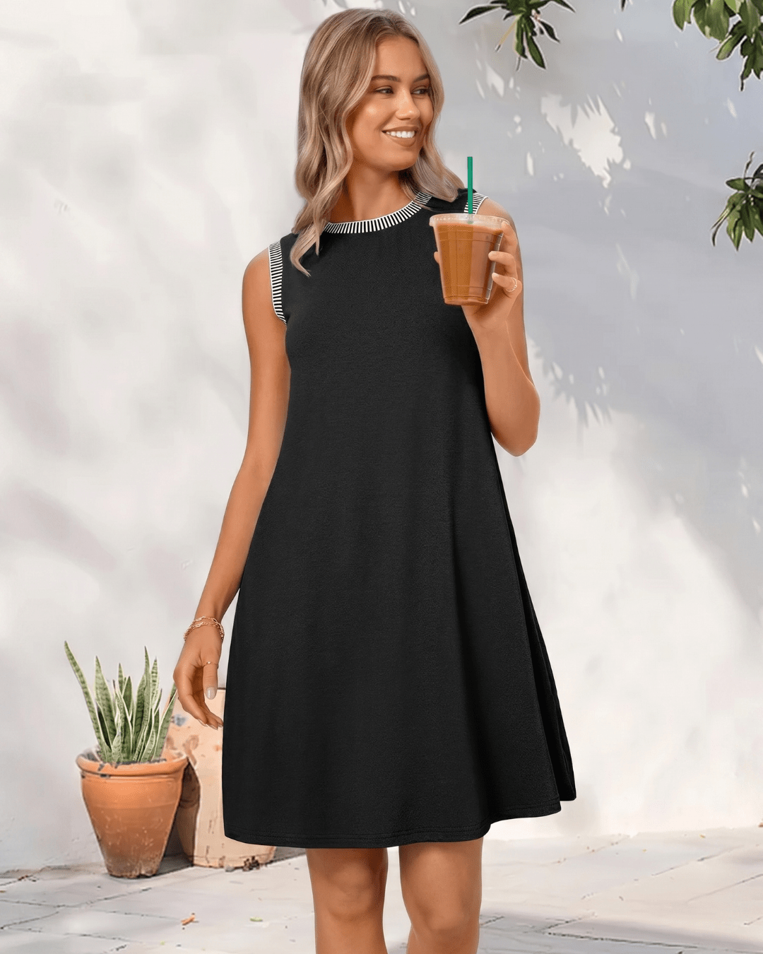 Women’s Sleeveless Beach Sundress with Pockets - Lace Drop